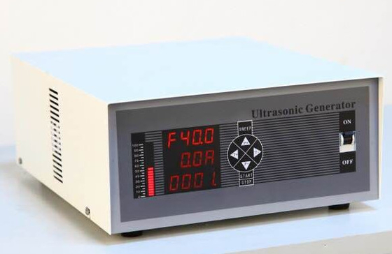 Control numérico ultrasónico de limpieza del generador 20khz 25k 30k 40k 54k 120k 2000k