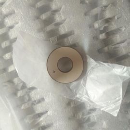 P4 / Placa de cerámica piezoeléctrica del anillo material P8 tamaño pequeño para los sensores ultrasónicos