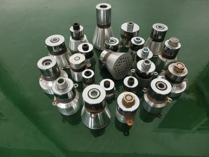 Transductor ultrasónico subacuático de la eficacia alta amplitud grande de pocas calorías