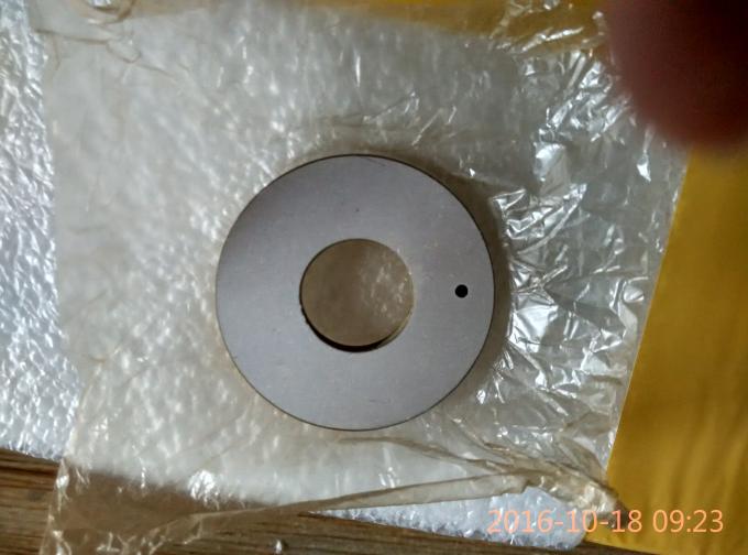 Elemento de cerámica piezoeléctrico de los cilindros de cerámica piezoeléctricos en el equipo mecánico de la vibración