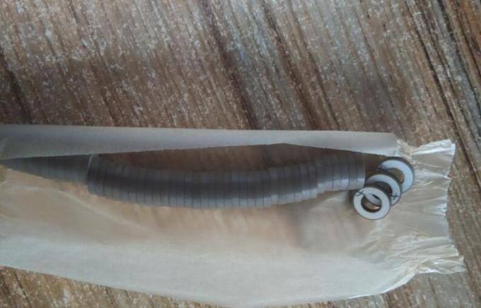 Alta amplitud de los pequeños discos de cerámica piezoeléctricos del anillo con el embalaje de la protección
