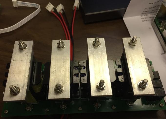 Placa de circuito de dos frecuencias de la limpieza ultrasónica con el fan y la tablilla de anuncios