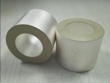 Elemento de cerámica piezoeléctrico del tubo en la parte principal del equipo de la industria del ultrasonido, 50x30x40m m